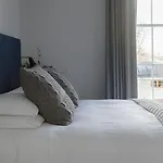 Pembroke Hall 3* دبلن