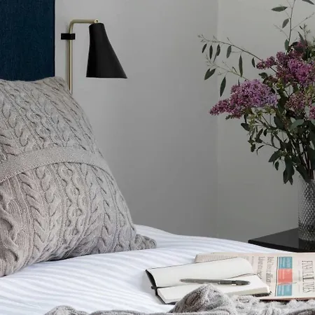 Pembroke Hall Πανσιόν