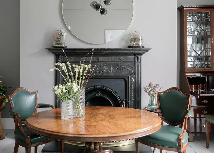 Pembroke Hall Guest house 3*