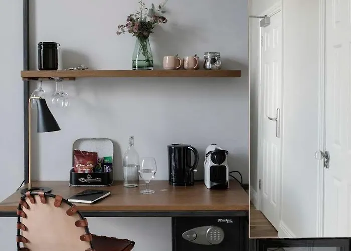 Pembroke Hall 3* Dublin